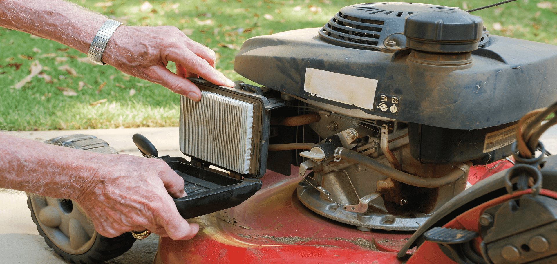 How to clean lawn mower air filter